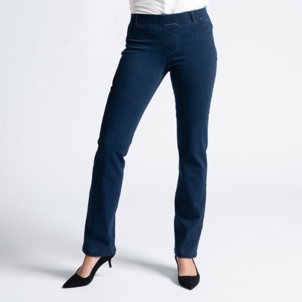 Betabrand straight-leg yoga blue denim pant